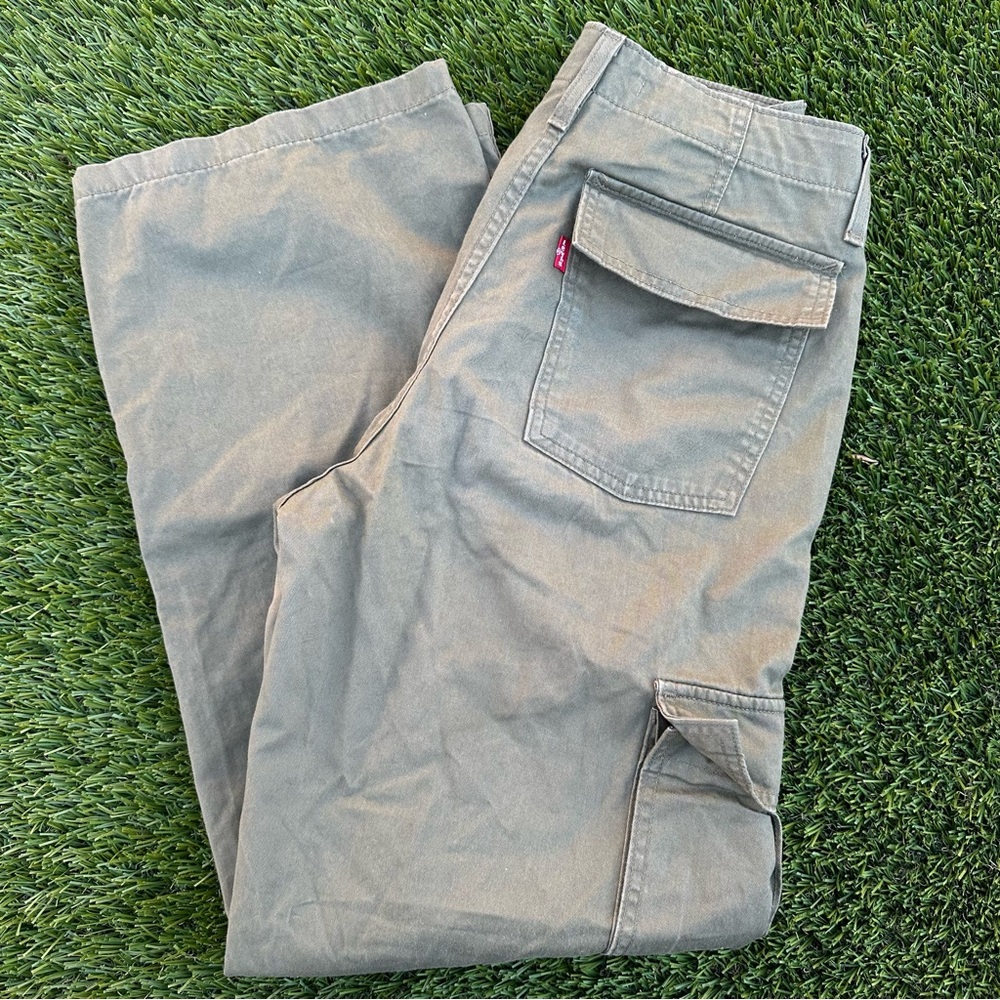 Army Green ‘94 Baggy Cargo Levis Jeans